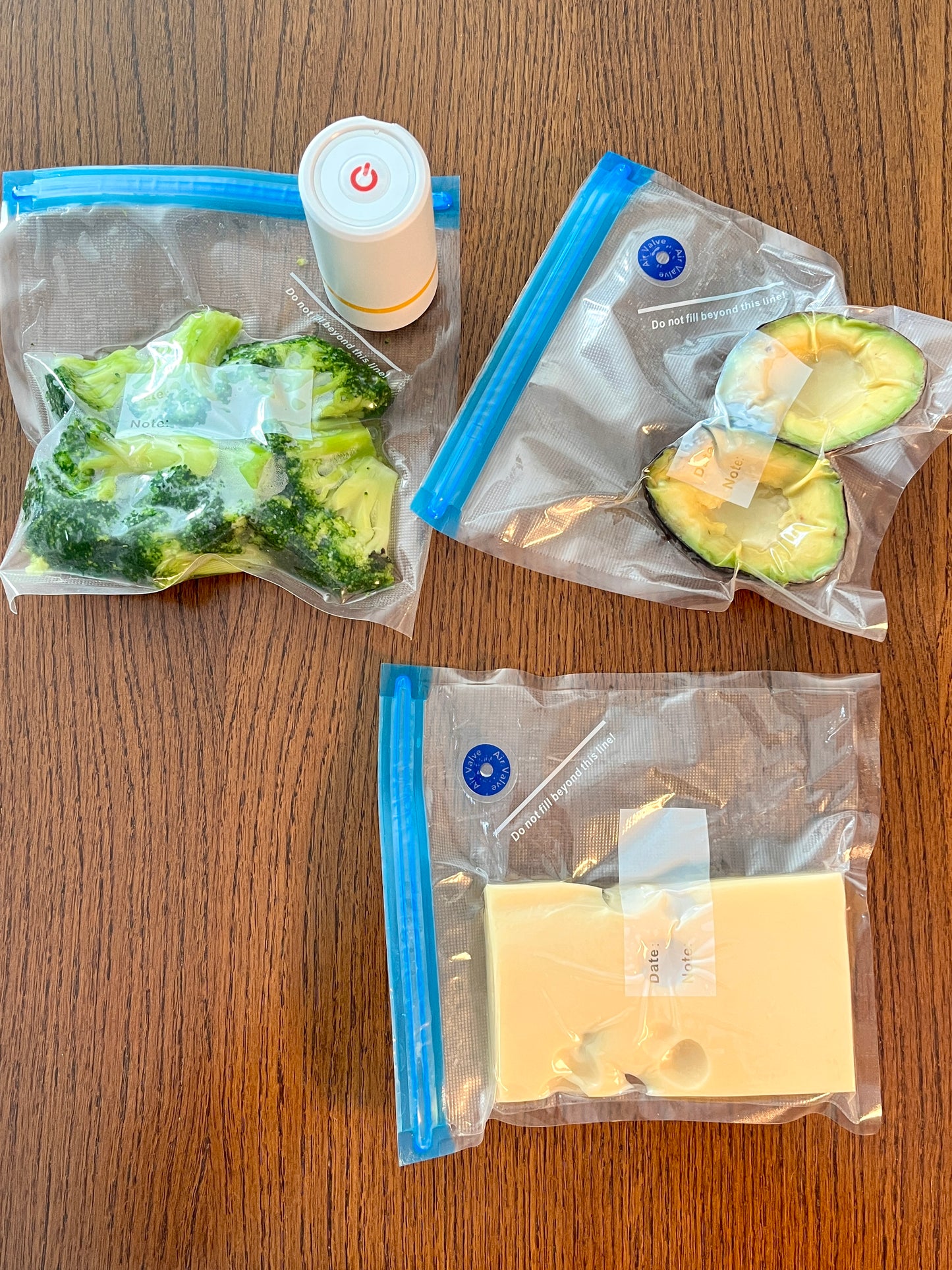 Scelleuse sous vide et sacs de conservation