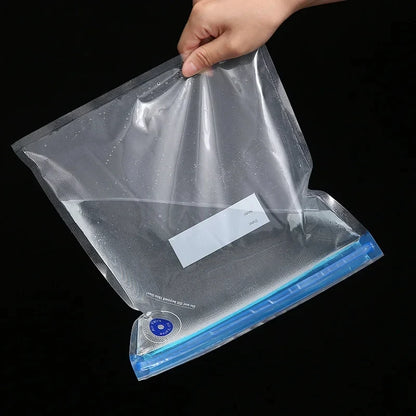 Scelleuse sous vide avec sacs de conservation